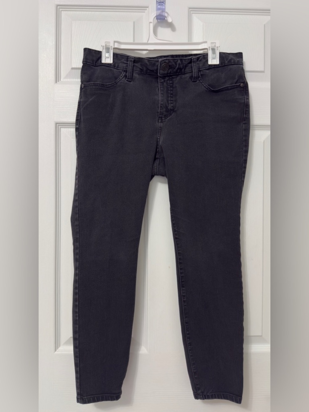 LC Lauren Conrad Black Skinny Jeans